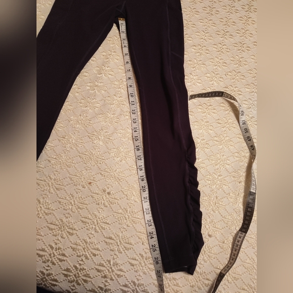 Lululemon dark purple leggings - Picture 9 of 9